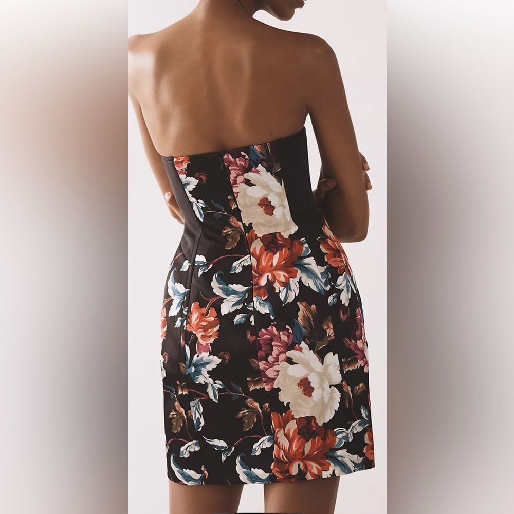 Anthropologie Strapless Sculpted Mini Dress - Picture 3 of 10